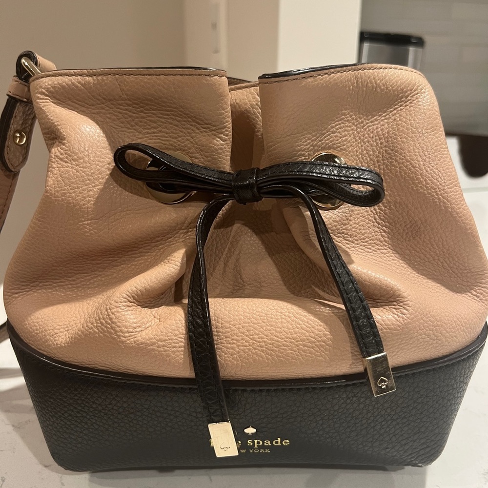KATE SPADE ♠️ BAG 💼 - Picture 6 of 9